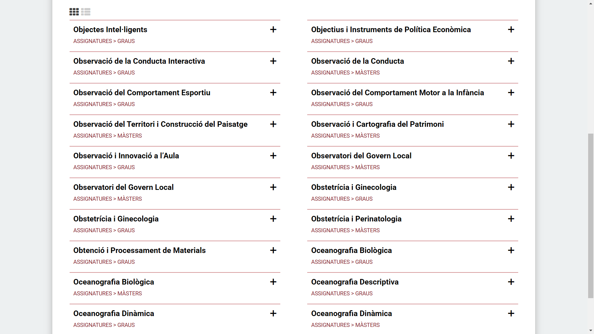 Mostra de noms d’assignatures, amb la indicació de si és de grau o màster universitari